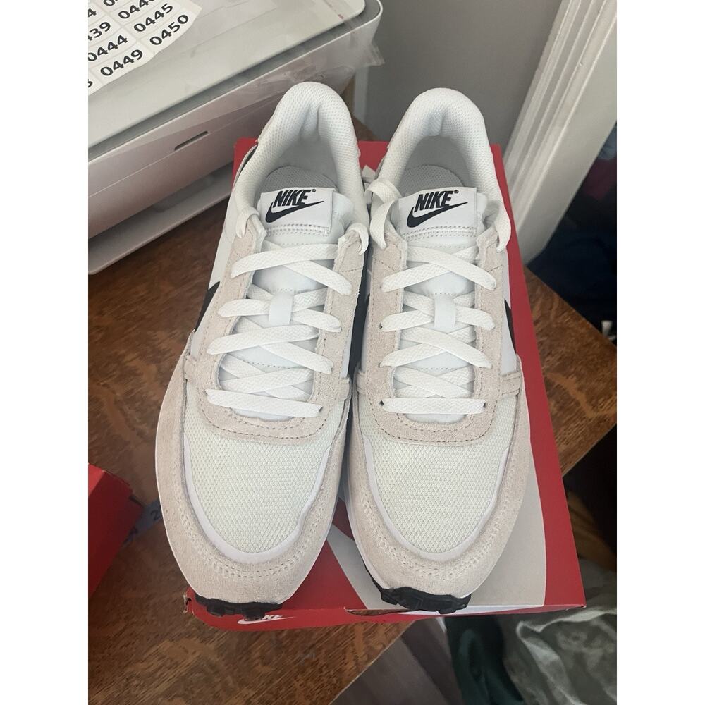 Nike Waffle Nav White/Black New in Box 7.5 Men 9 Women Classic Sport Running - Picture 2 of 8